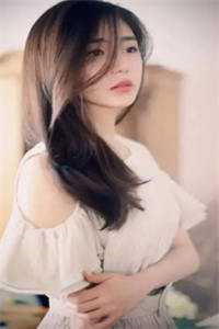 弹幕说我是女炮灰 作者：