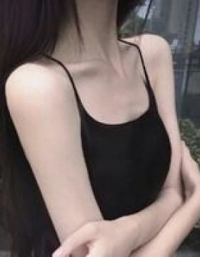 【BG】《甜妹在哨向世界苟成万人迷》作者：乌偶