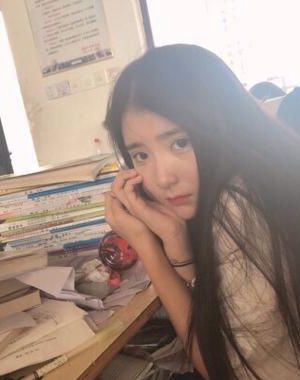 哥哥shen下更硬了