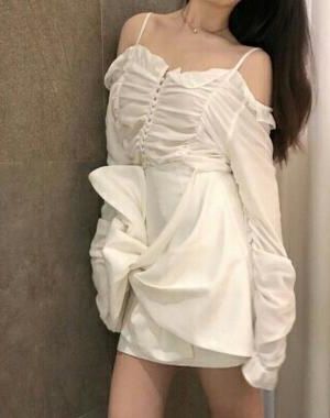 《貌美小通房》